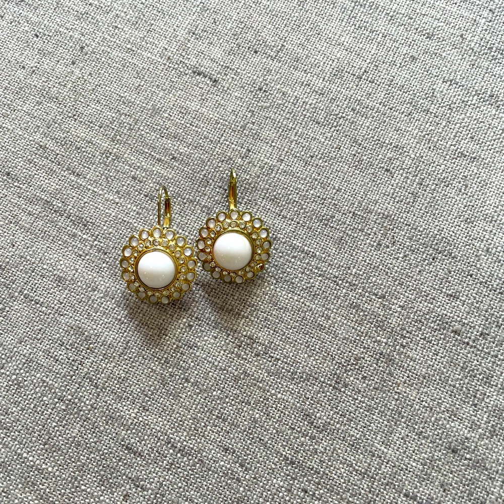 Banana republic drop earrings